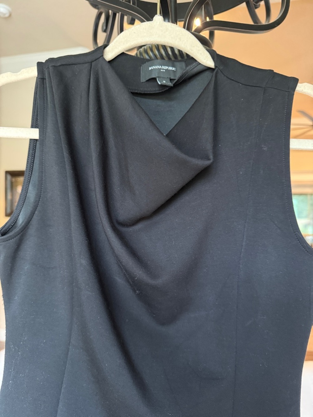 Banana Republic Black Sleeveless Draped Neck Camisole - Picture 3 of 4